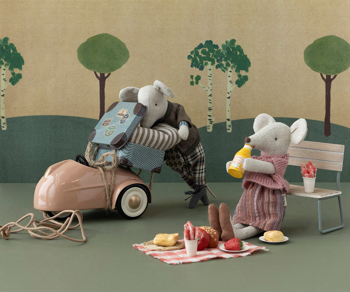 Garden set, Mouse