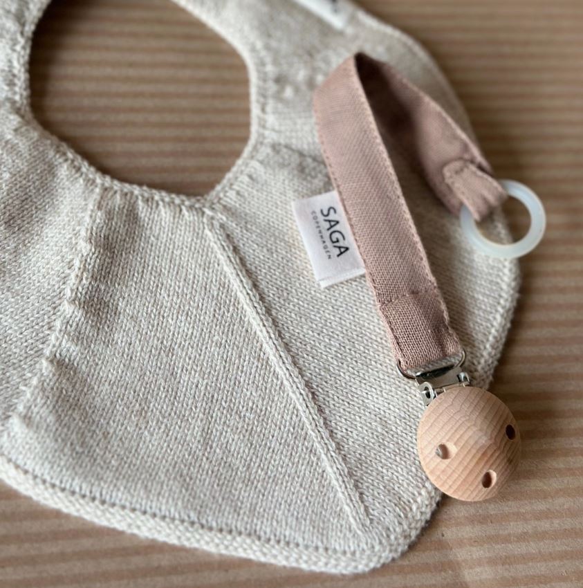 Dregelhaklapp Fijola, Ivory