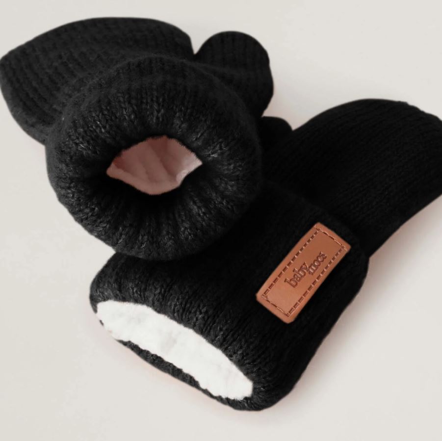 Vantar, Black