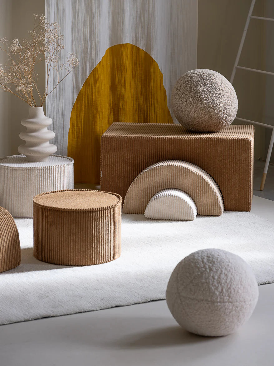 Pouffe, Toffee