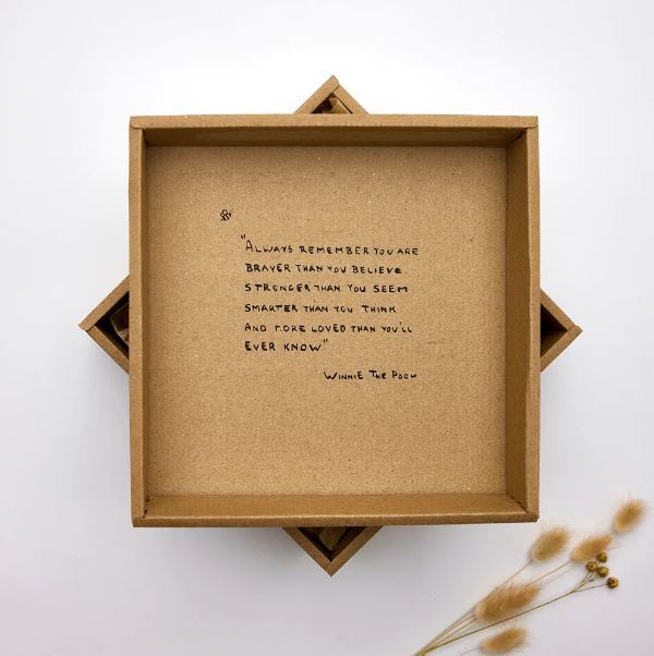 Snuggle up box, Shades of Silver Clouds