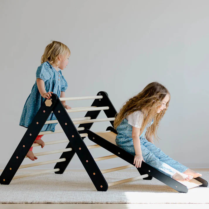 Climbing Triangle with a slide, Black