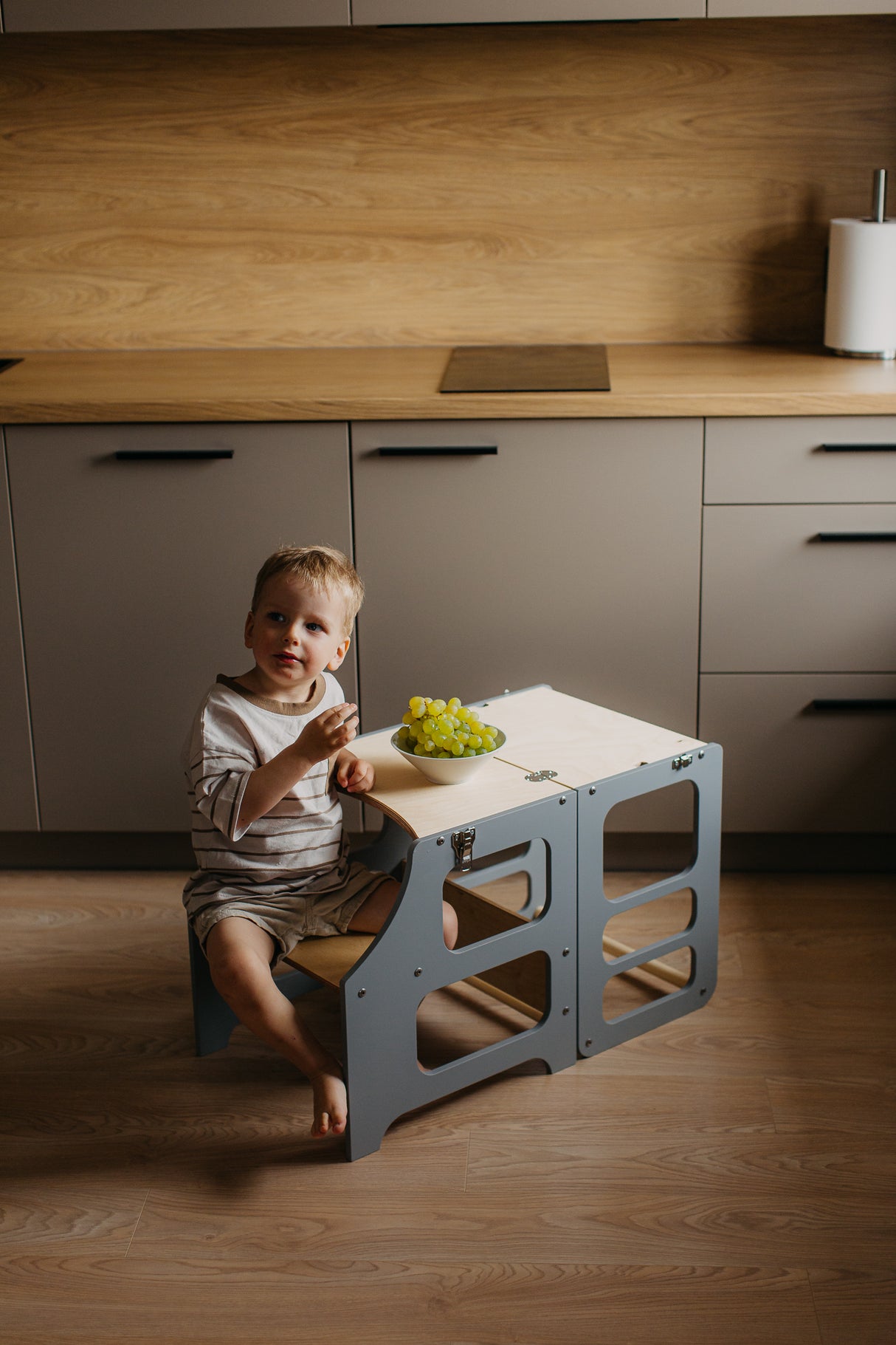 Foldable kitchen tower, Grey