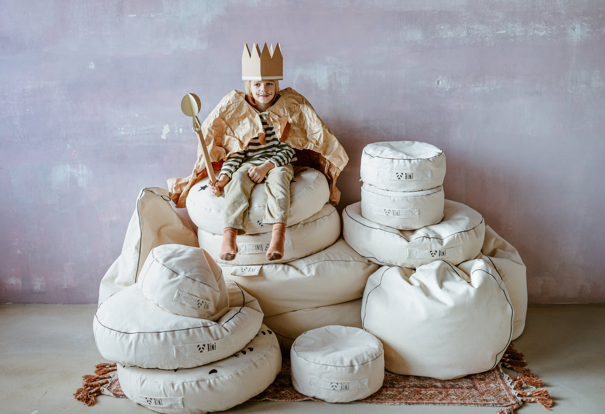 Sittpuff, svart