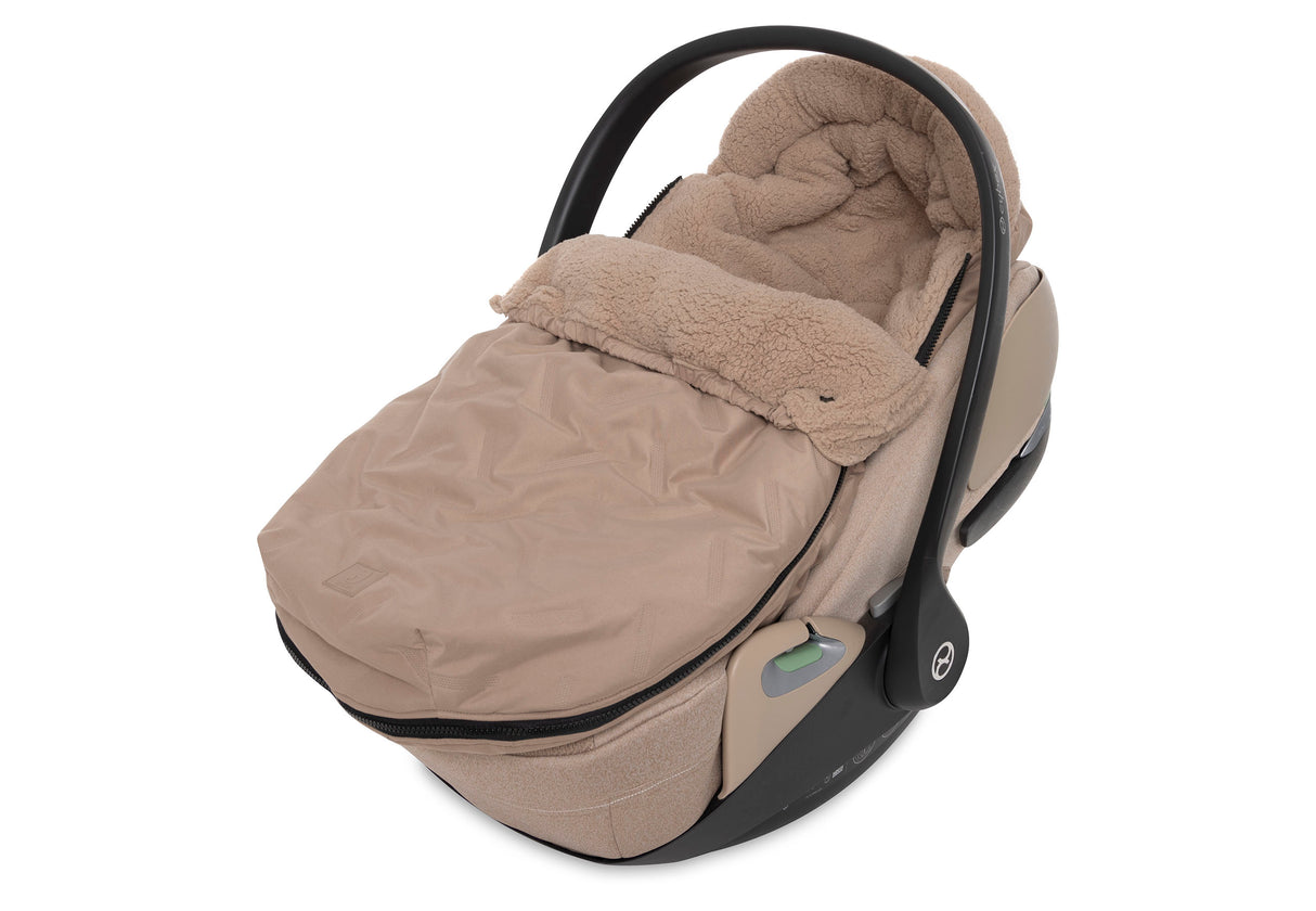 Åkpåse Babyskydd 0+ 3/5 punkts Embossed Milky Coffee