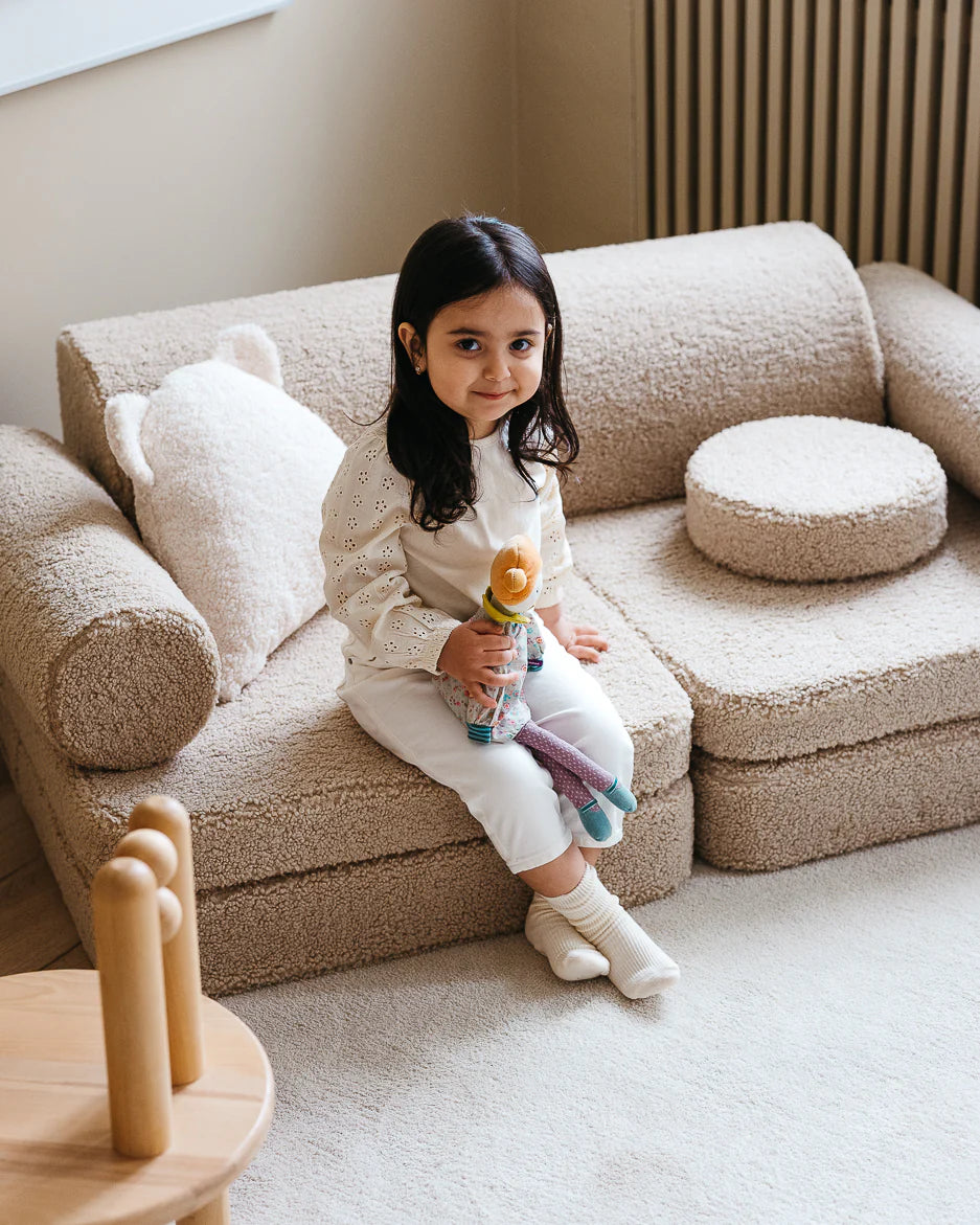 Settee, Biscuit