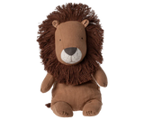 Safari friends, Lion, Medium