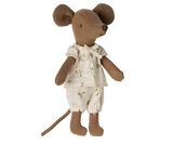 Big sister mouse in matchbox