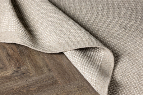 Vilma Ullmatta, Beige
