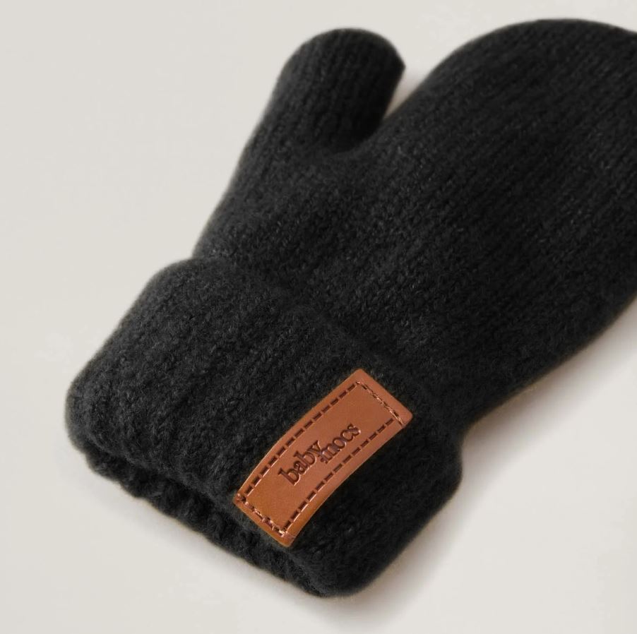 Vantar, Black