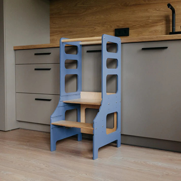 Adjustable height kitchen tower, Blue