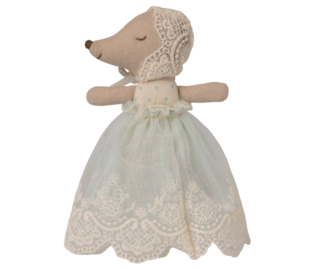 Baby mouse in gown - Mint