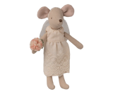 Wedding dress, Mum mouse