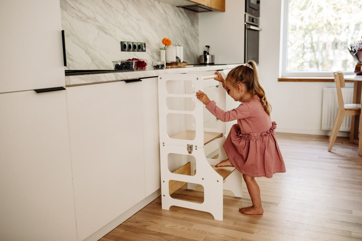 Foldable kitchen tower, White