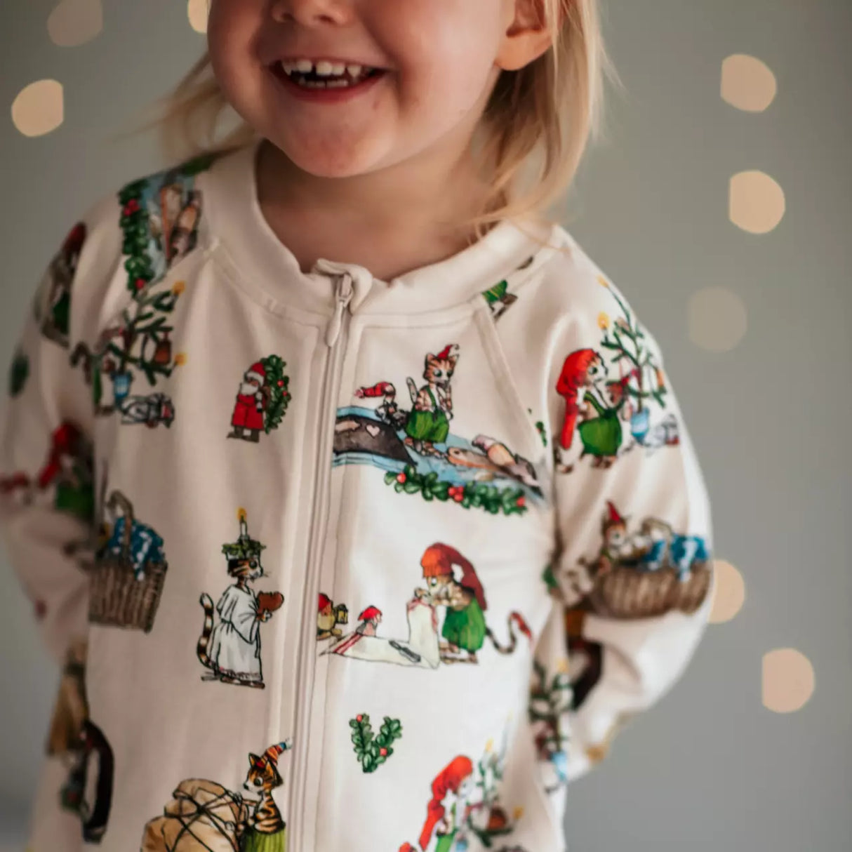 Pyjamas Pettson och Findus Jul, Beige