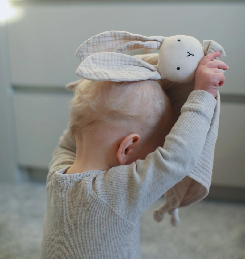 Snuggle Bunny + Vera Bonnet 0-6 mån, Oat