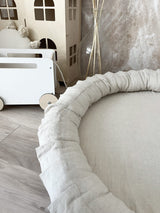 Junior Nest linne, Natur