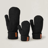 Vantar, Black