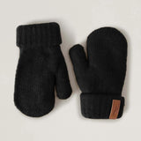 Vantar, Black