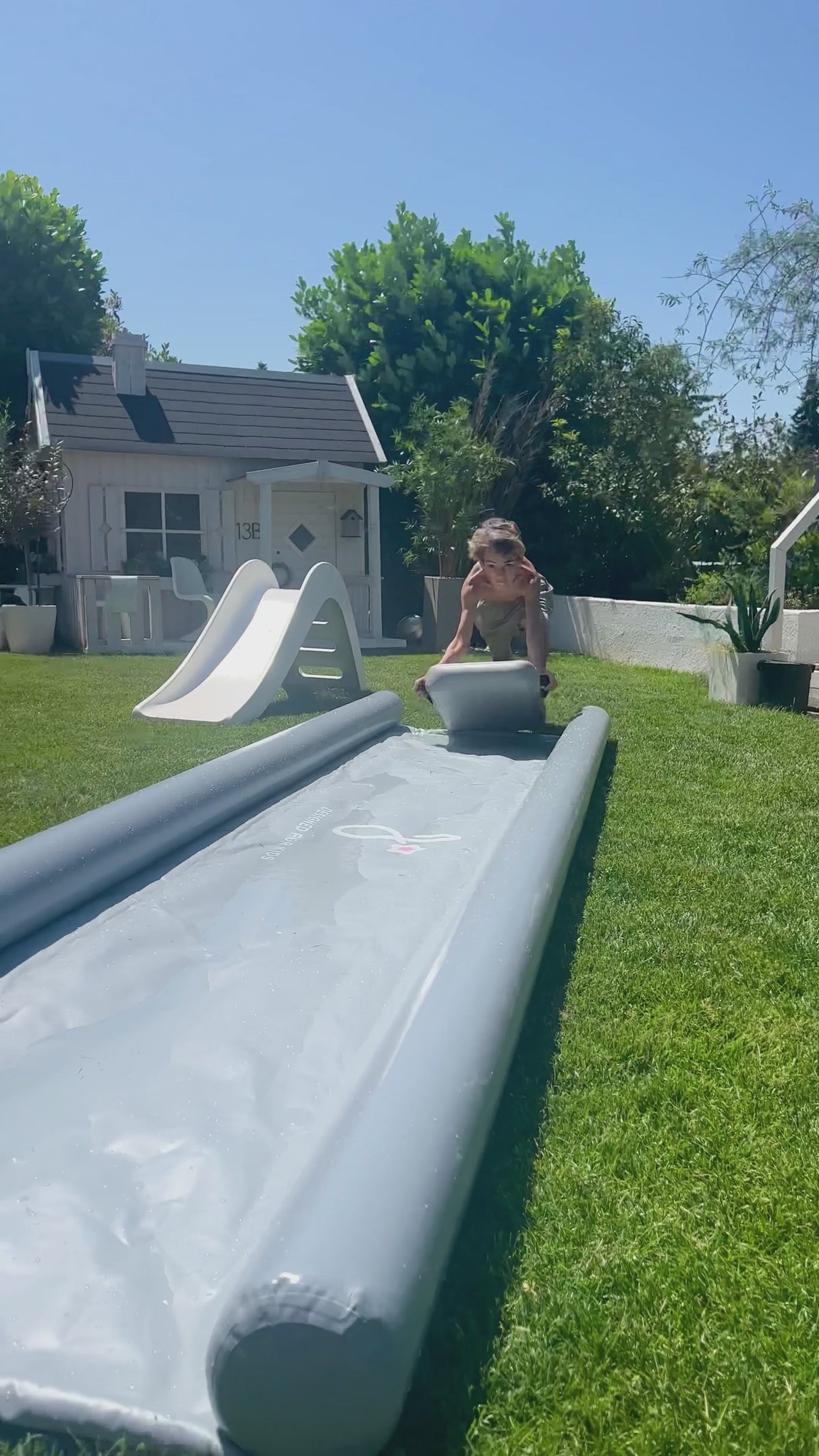 Slide & Surf Way