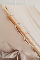 Trähus Classic med rullgardin, Beige
