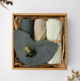 Snuggle up box, Shades of Green Eyes