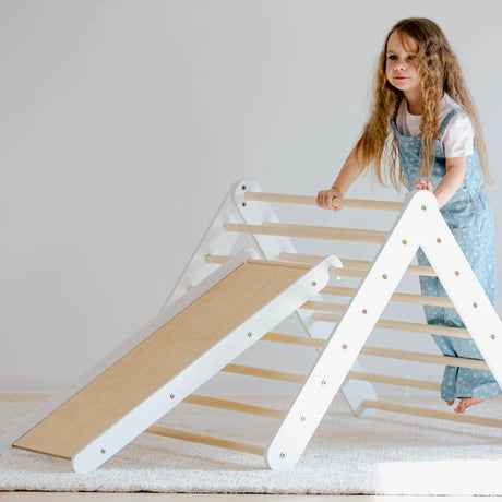 Climbing Triangle with a slide, White