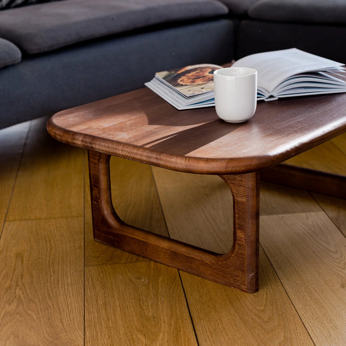Mid-Century modern coffee table | Small
