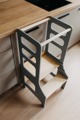 Adjustable height kitchen tower, Grey