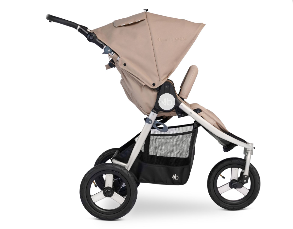 Indie Sittvagn (2022), Sand
