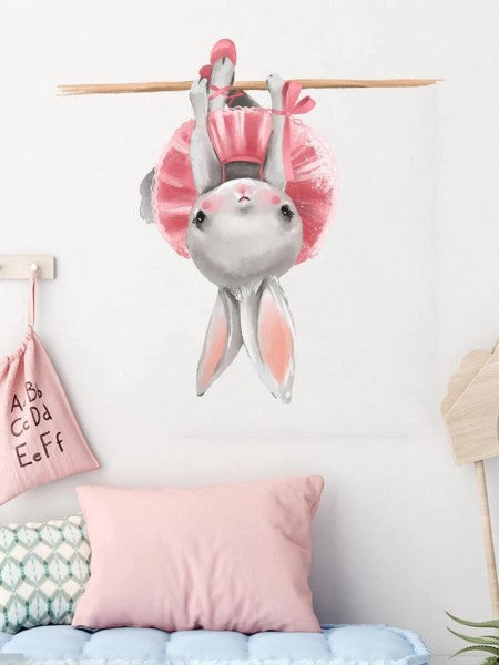 Väggdekal, Hängande ballerinakanin