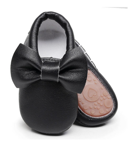 Bow Mocs, Black